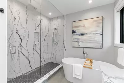 12608 NE 30th Street, Bellevue, WA 98005 - Photo 28