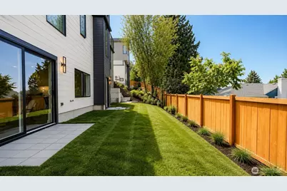 9215 22nd Avenue SW, Seattle, WA 98106 - Photo 30