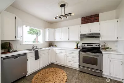 607 Warren Avenue, Everett, WA 98201 - Photo 20
