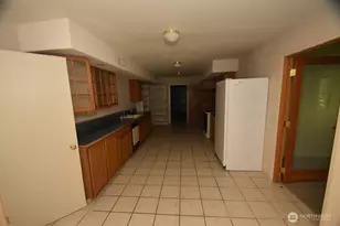2954 SE Camano Dr, Camano Island, WA 98282 - Photo 14