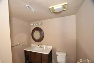 2954 SE Camano Dr, Camano Island, WA 98282 - Photo 2
