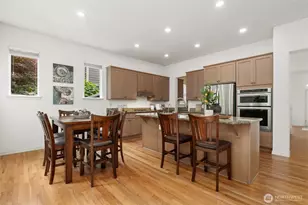 10625 NE 173rd Pl, Bothell, WA 98011 - Photo 12