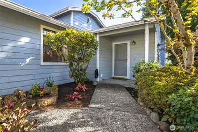 25027 110th Pl SE #17D, Kent, WA 98030 - Photo 2