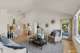 9009 45th Ave NE, Seattle, WA 98115 - Photo 6