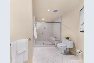 1920 4th Avenue #2605, Seattle, WA 98101 - Photo 24