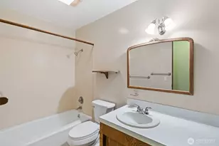 7264 NE Little Harbor Ln, Bainbridge Island, WA 98110 - Photo 16