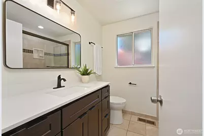 305 NW 198th Street, Shoreline, WA 98177 - Photo 30