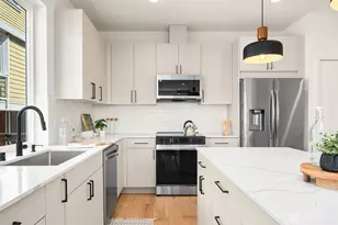 2538 14th Ave W, Seattle, WA 98119 - Photo 14