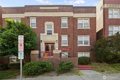 625 4th Avenue W, Seattle, WA 98119 - Photo 2