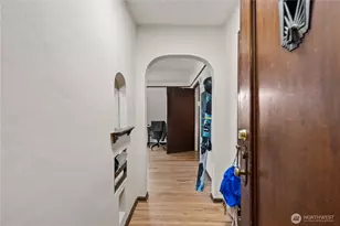 625 4th Ave W, Seattle, WA 98119 - Photo 6