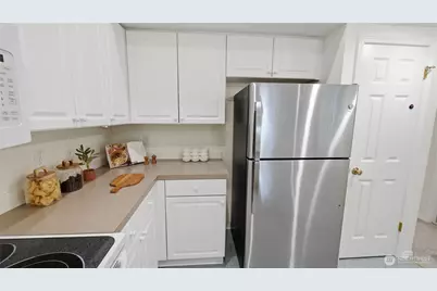 424 228th Street SW #H203, Bothell, WA 98021 - Photo 14
