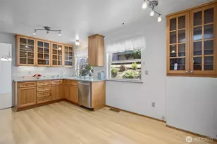 4411 S 263rd St, Kent, WA 98032 - Photo 10