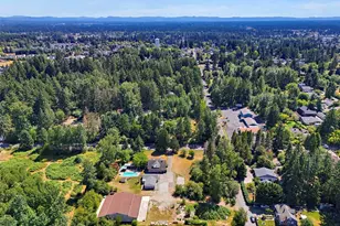 811 121st E, Tacoma, WA 98445 - Photo 38