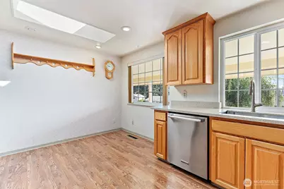2308 126th Avenue Ct E, Edgewood, WA 98372 - Photo 10