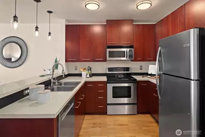 655 Crockett Street #A303, Seattle, WA 98109 - Photo 10