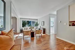 2111 E John St, Seattle, WA 98112 - Photo 4