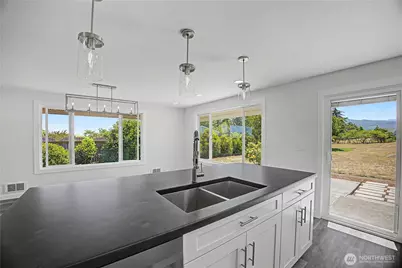 921 W Oak Court, Sequim, WA 98382 - Photo 10