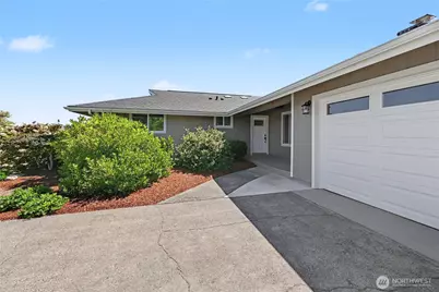 921 W Oak Court, Sequim, WA 98382 - Photo 2
