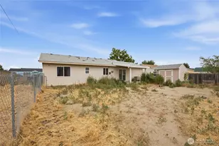 1227 Lowry St, Moses Lake, WA 98837 - Photo 24