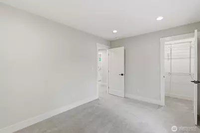 719 Edmonds Way, Edmonds, WA 98020 - Photo 28
