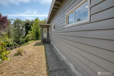215 W Chenault Avenue, Hoquiam, WA 98550 - Photo 34
