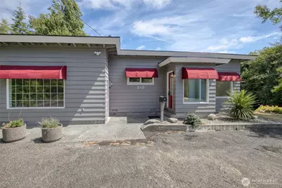 215 W Chenault Avenue, Hoquiam, WA 98550 - Photo 2