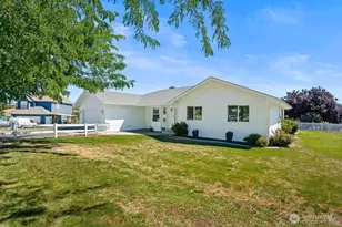 2291 Selah Loop Rd, Selah, WA 98942 - Photo 2