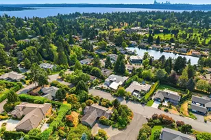 8811 NE 15th Pl, Clyde Hill, WA 98004 - Photo 10