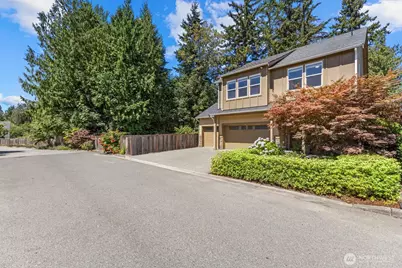 3815 163rd Street SE, Bothell, WA 98012 - Photo 2