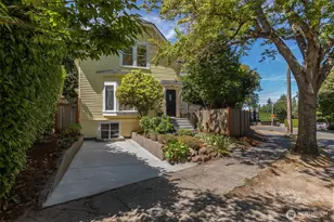 2815 8th Ave W, Seattle, WA 98119 - Photo 2