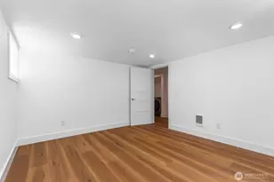 2815 8th Ave W, Seattle, WA 98119 - Photo 24