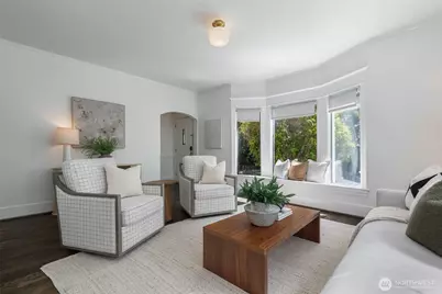 2815 8th Avenue W, Seattle, WA 98119 - Photo 6