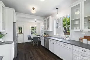 2815 8th Ave W, Seattle, WA 98119 - Photo 12