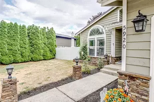 5920 35th Way SE, Auburn, WA 98092 - Photo 2