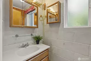 2010 Forest Hill Dr SE, Olympia, WA 98501 - Photo 32