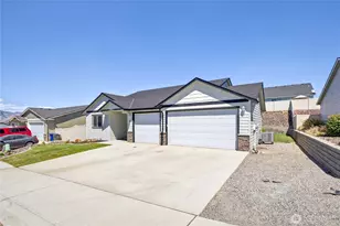 2213 2nd St SE, East Wenatchee, WA 98802 - Photo 36