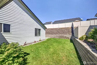 2213 2nd Street SE, East Wenatchee, WA 98802 - Photo 30