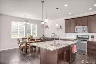 17617 35th Dr SE, Bothell, WA 98012 - Photo 4