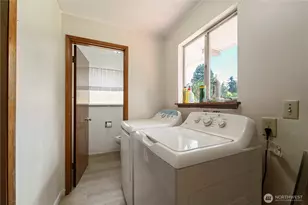 9820 Washington Blvd SW, Lakewood, WA 98498 - Photo 16