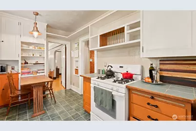 10003 15th Avenue S, Seattle, WA 98168 - Photo 16