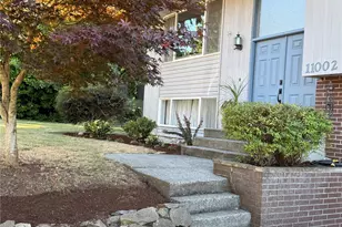 11002 24th Dr SE, Everett, WA 98208 - Photo 1