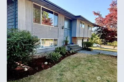 11002 24th Drive SE, Everett, WA 98208 - Photo 2