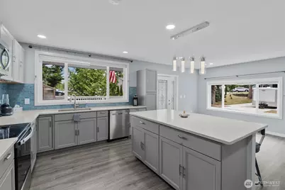 20218 108th Street E, Bonney Lake, WA 98391 - Photo 8