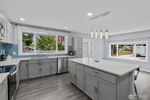 20218 108th St E, Bonney Lake, WA 98391 - Photo 8