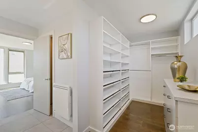 2337 W Plymouth Street, Seattle, WA 98199 - Photo 22