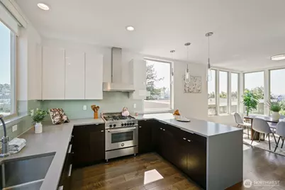 2337 W Plymouth Street, Seattle, WA 98199 - Photo 14