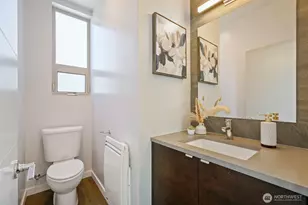 2337 W Plymouth St, Seattle, WA 98199 - Photo 16