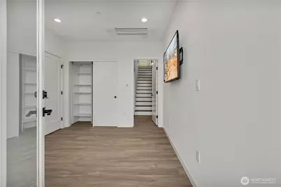 1778 A Alki Avenue SW, Seattle, WA 98116 - Photo 12