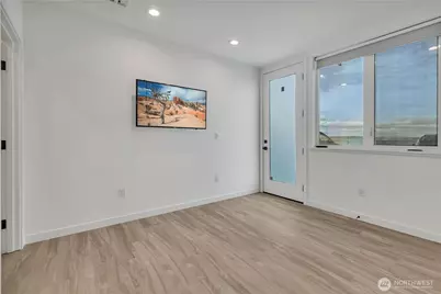1778 A Alki Avenue SW, Seattle, WA 98116 - Photo 14