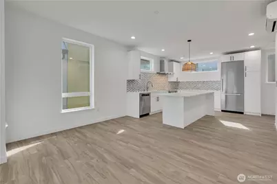 1778 A Alki Avenue SW, Seattle, WA 98116 - Photo 30
